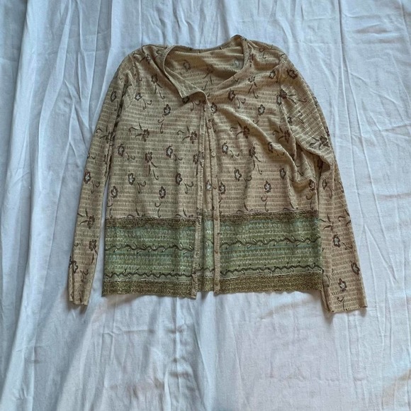 Granola girl cardigan - Picture 3 of 3